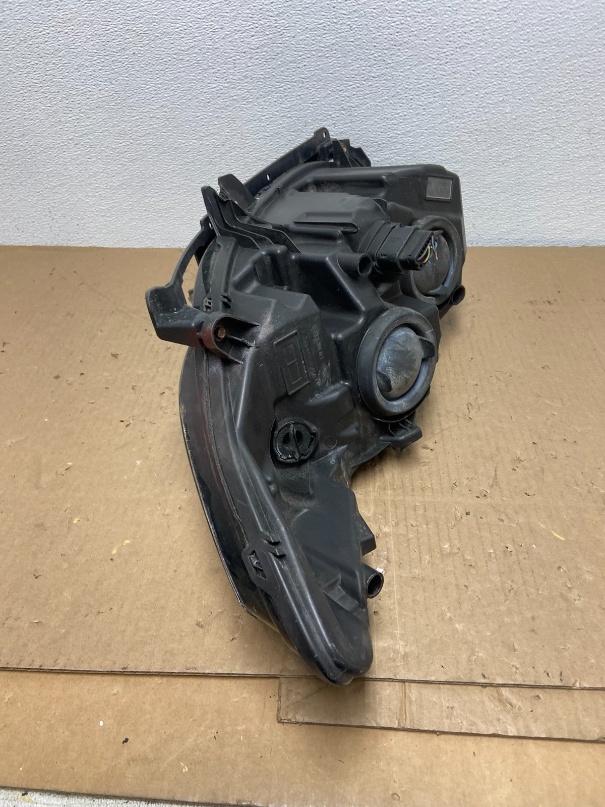 2013 to 2016 Ford Fusion Right Passenger Rh Side Headlight AB6623 DW8