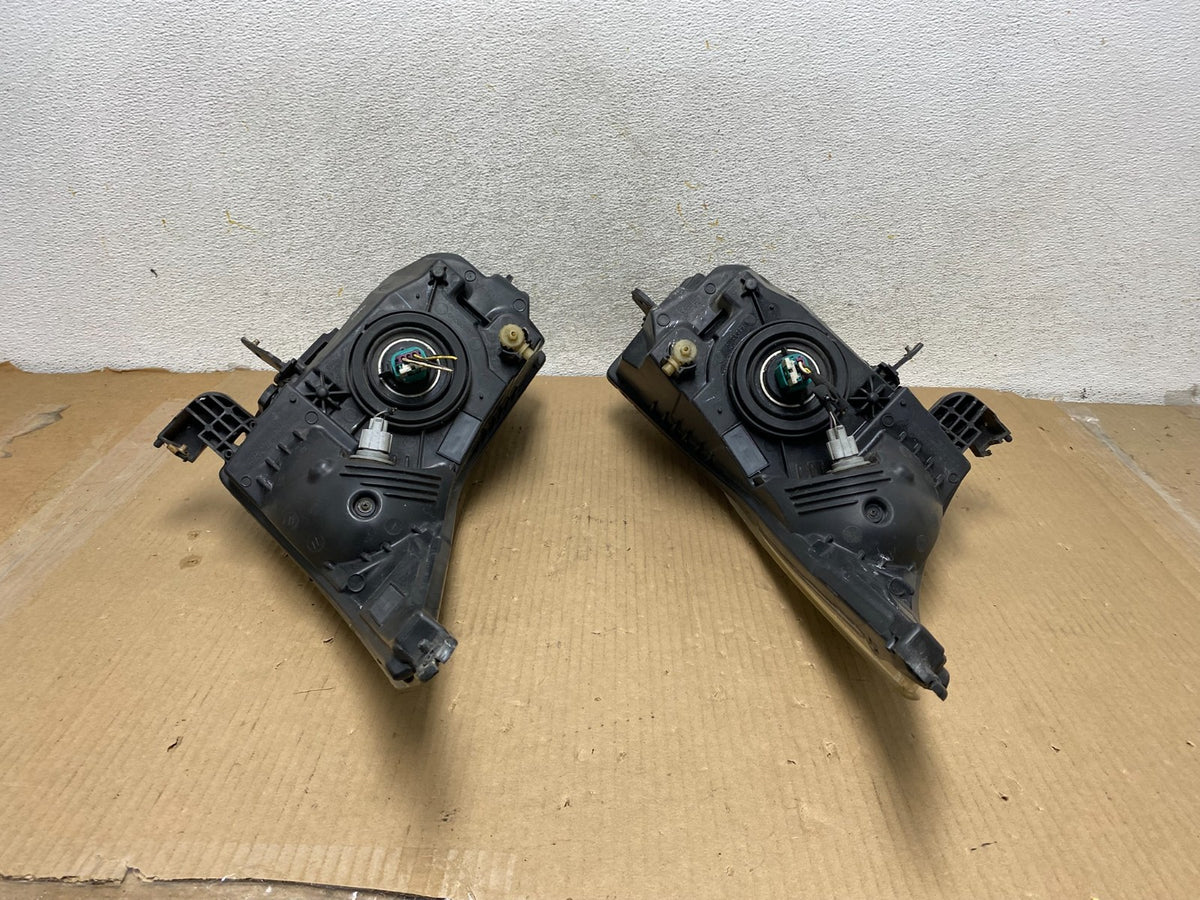 2011 to 2015 Chevrolet Cruze Halogen Left+Right Set Headlights AH3048 DW8