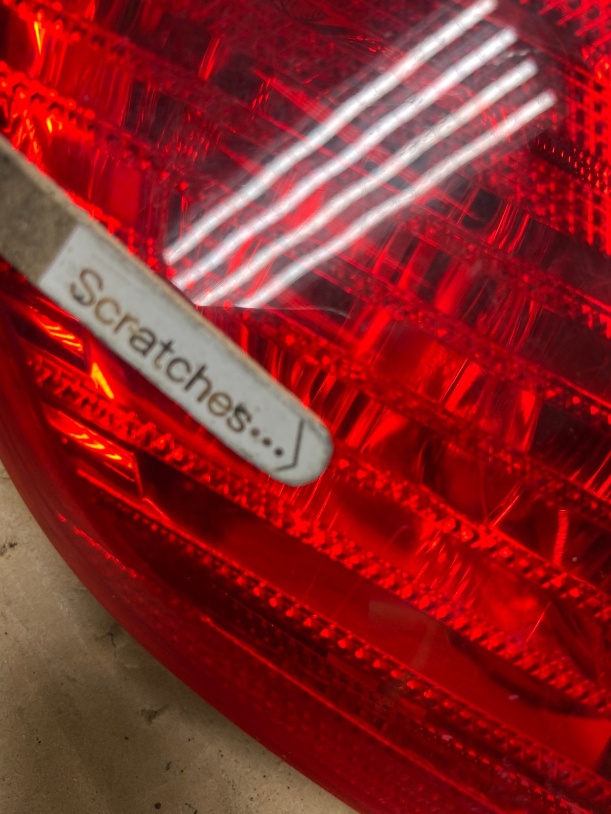 2003 to 2004 Toyota Avalon Left Driver LH Side Inner Tail Light AG8285 LK3
