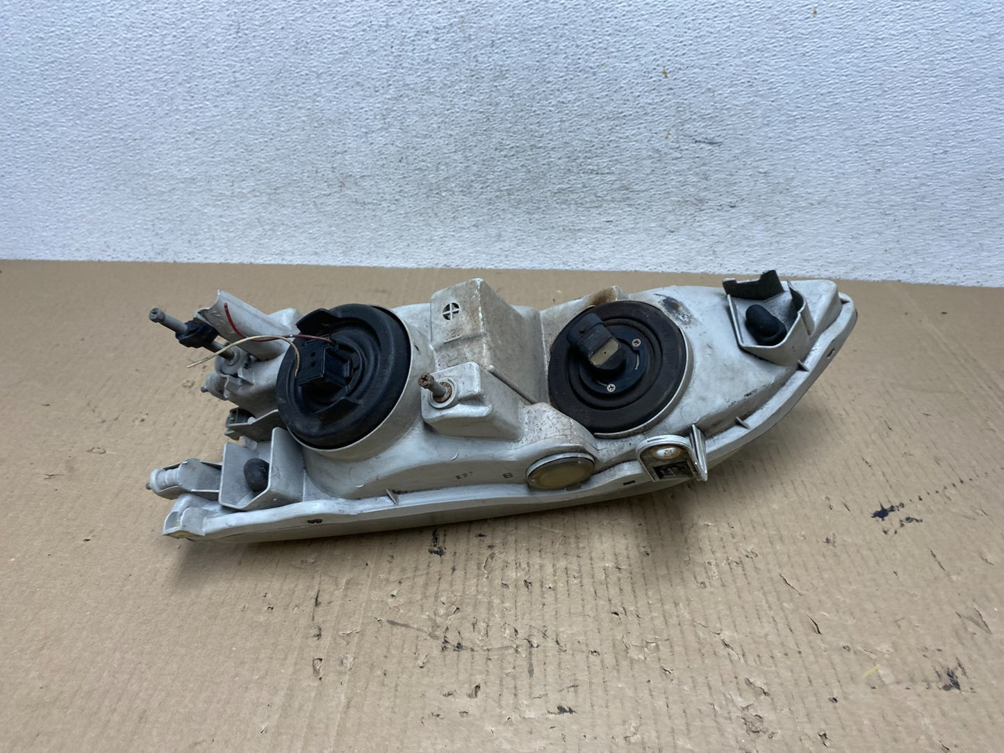 1997-2001 Lexus Es300 Right Passenger RH Headlight Halogen AF6001 DW6