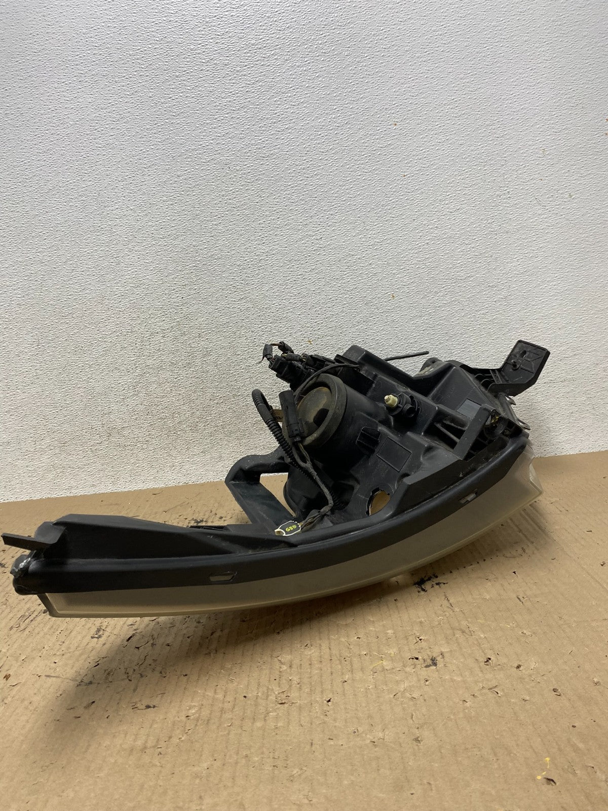 2011 - 2015 Ford Explorer Police Right Passenger Halogen Headlight AF6039 DW8