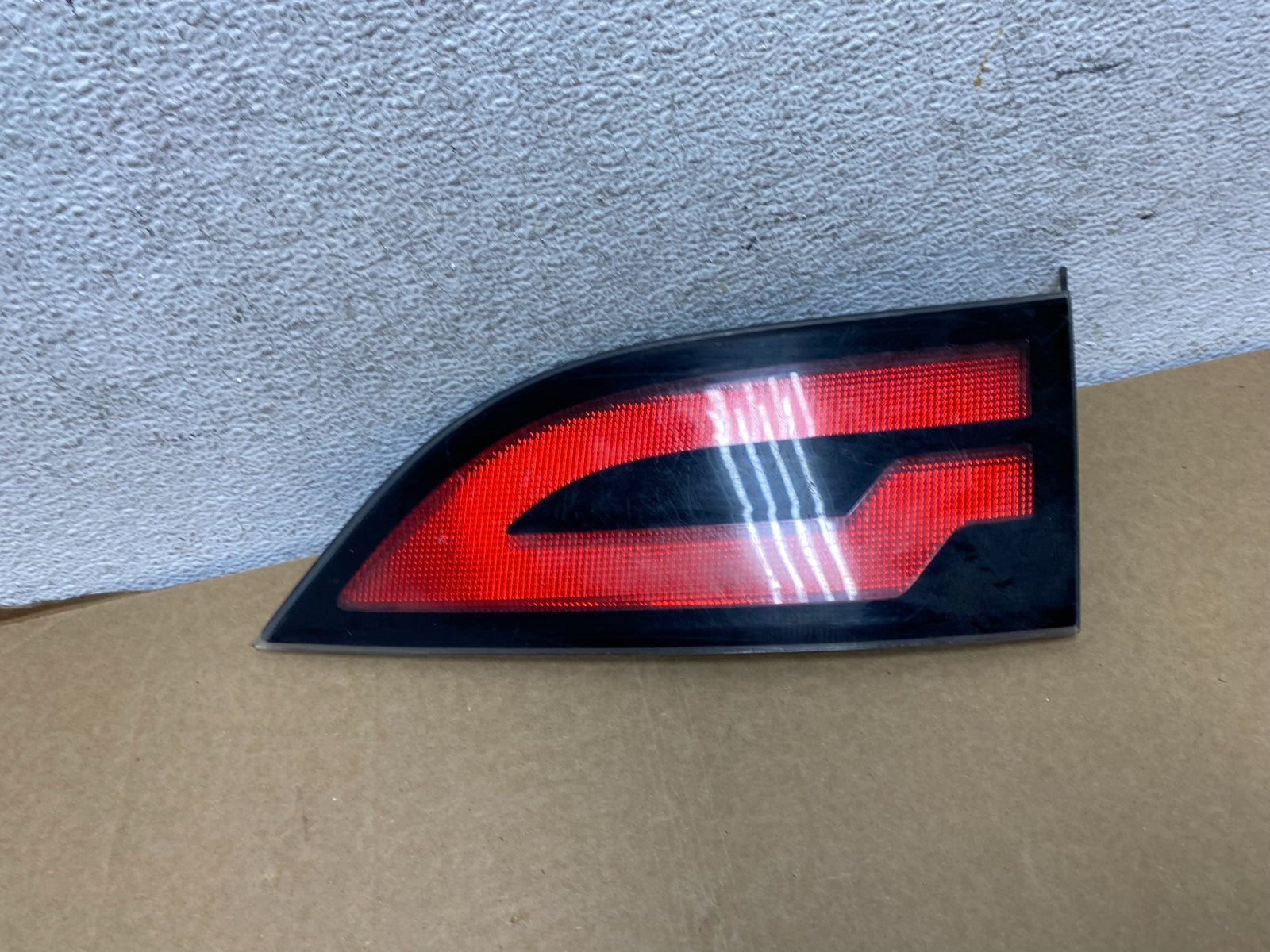 2011 to 2015 Chevrolet Volt Rear Right Passenger Side Inner Tail Light AF7283 DW0