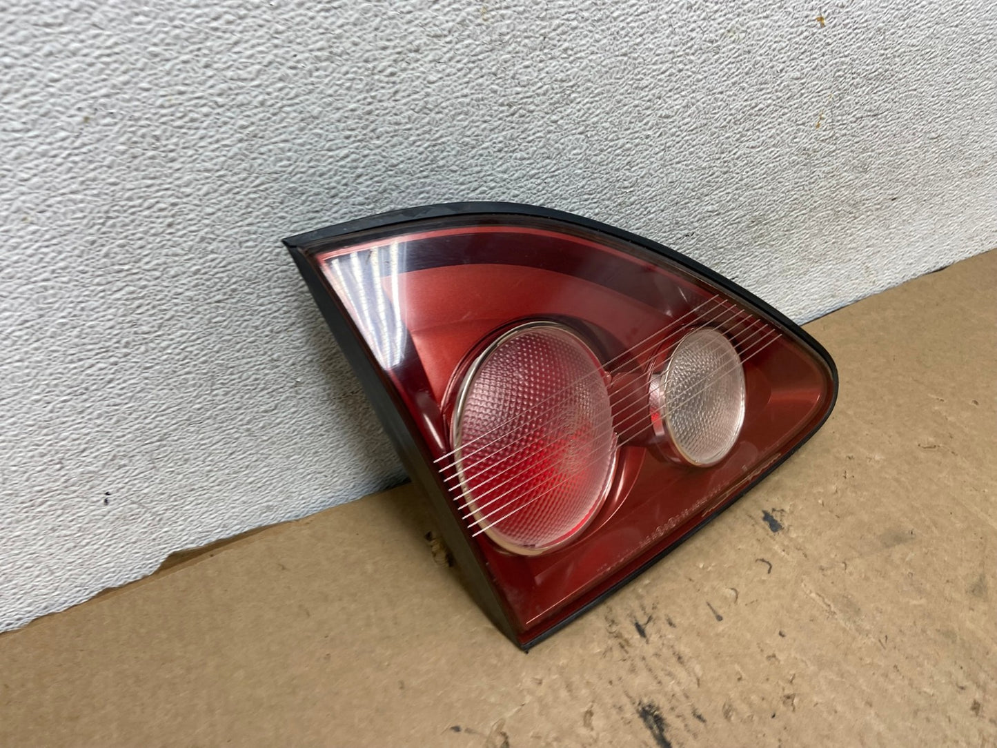 1999-2001 Lexus Rx300 Left Driver Lh Tail Light Inner Trunk Lid AG2482 LK2