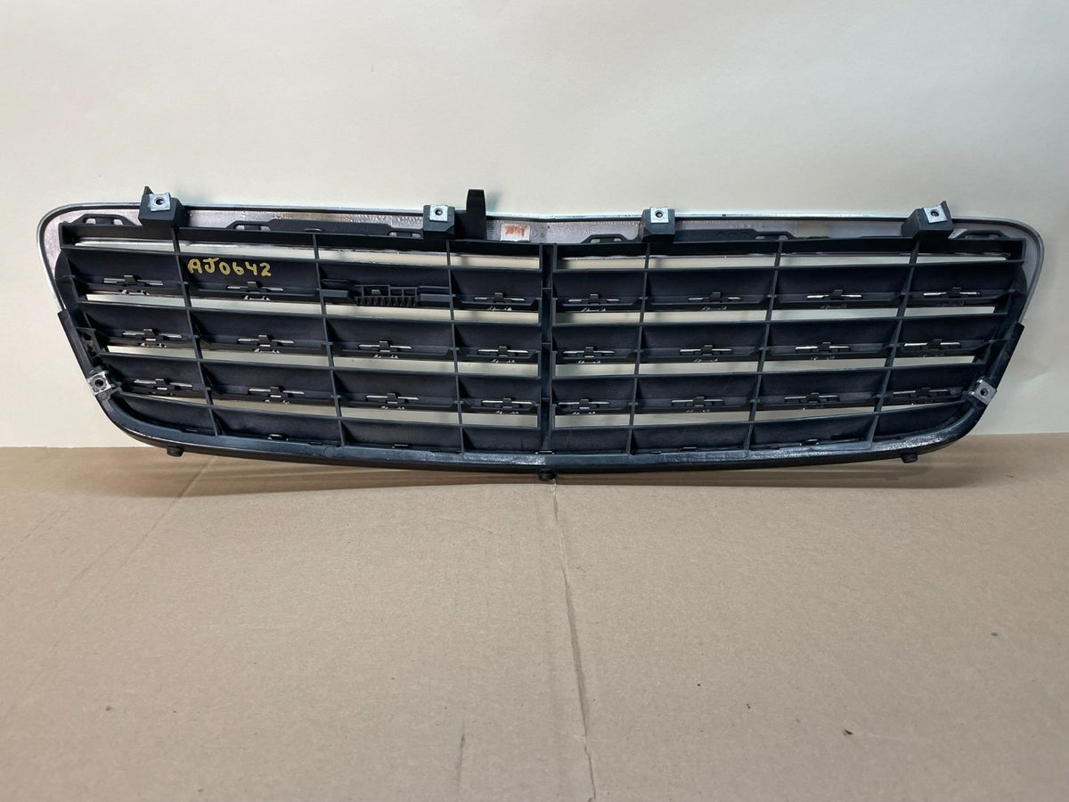 2005-2007 Mercedes W203 C230 C320 C350 Front Upper Grill Grille aj0642 DG3