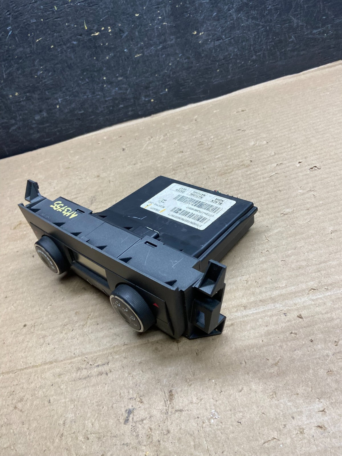 2006 to 2011 Cadillac DTS AC Heater Climate Control Panel AH3755 DG2