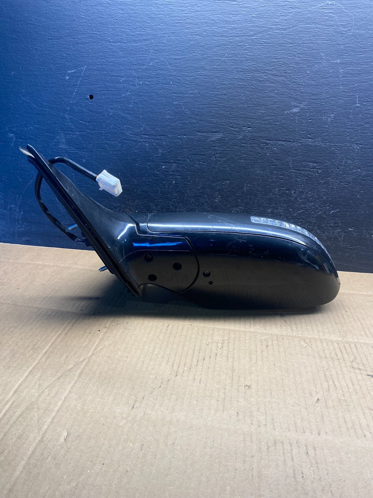 2009 to 2014 Nissan Maxima Left Driver Side View Door Trn Sig Mirror AD5004 DW3