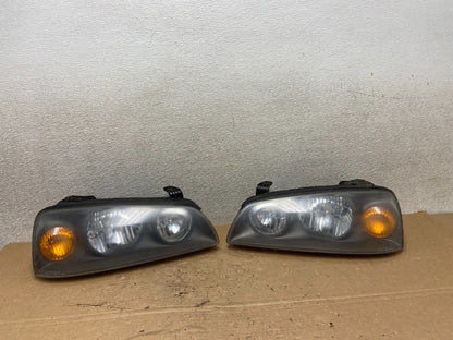 2004 2005 2006 Hyundai Elantra Left+Right Set Halogen Headlights AB4810 DW0