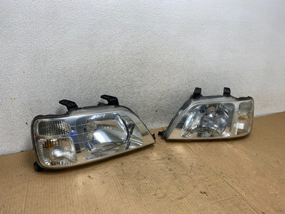 1997 to 2001 Honda CR-V Crv Left+Right Set Chrome Headlights Halogen AI8070 DW2