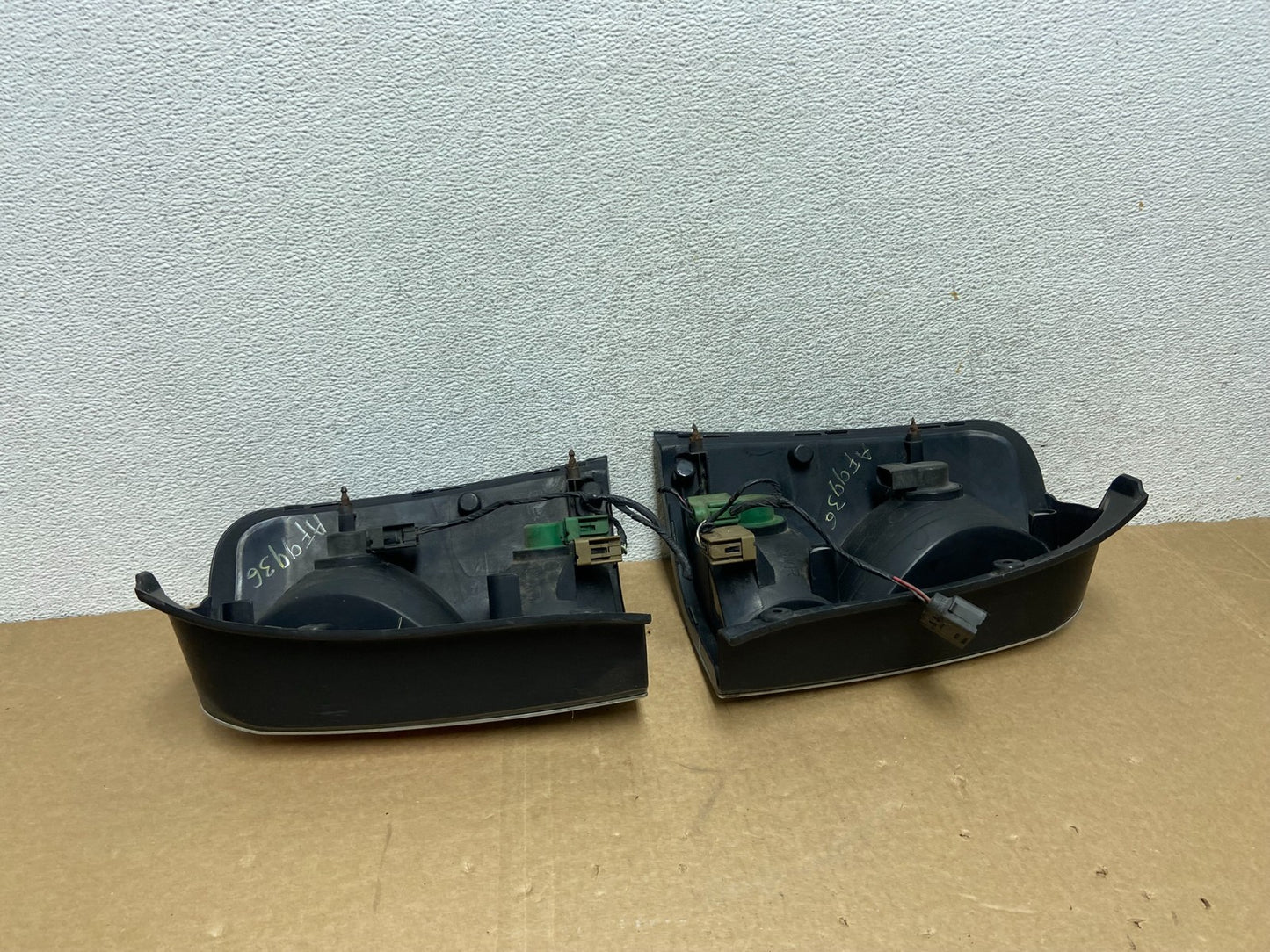 2005 2006 2007 Mercury Mariner Left+Right Side Tail Lights AF99364