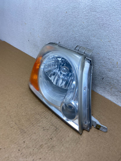 2004 - 2006 Suzuki XL-7 XL7 Right Passenger Side Halogen Headlight AI3407 DW1