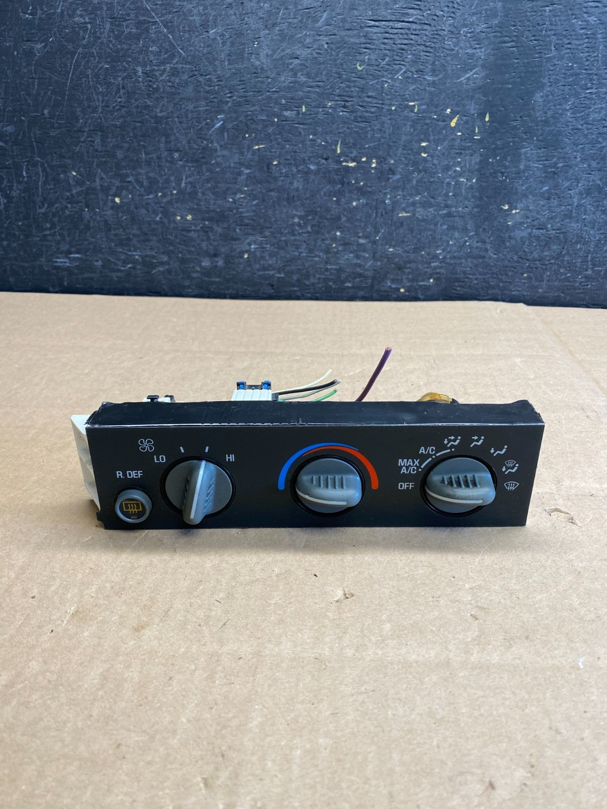 2001 - 2007 GMC Chevrolet Express 1500 Climate Control A/C AI2998 DG0