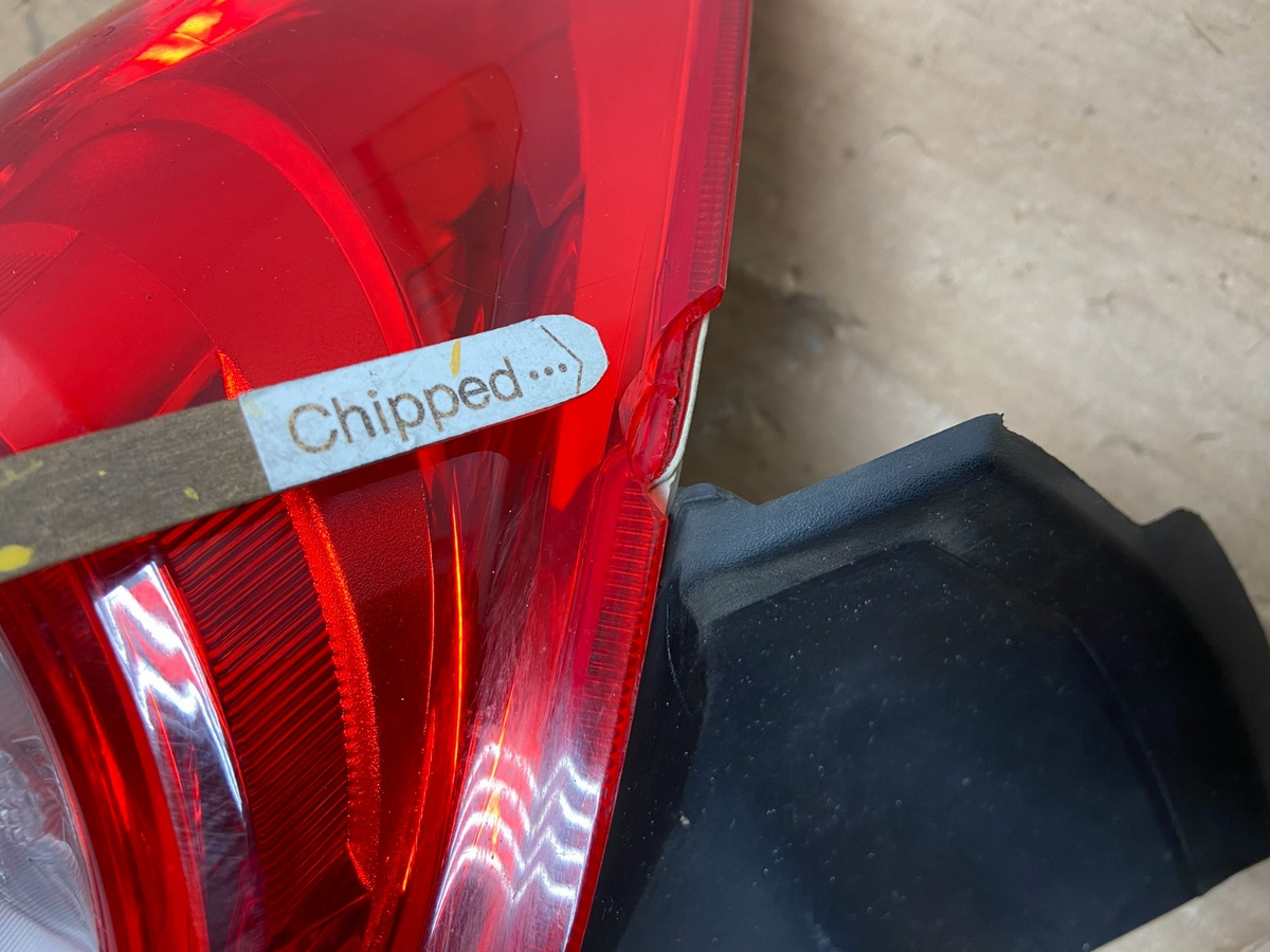 2010 to 2015 Chevrolet Equinox Left Driver Lh Side Tail Light AI9172 LK4