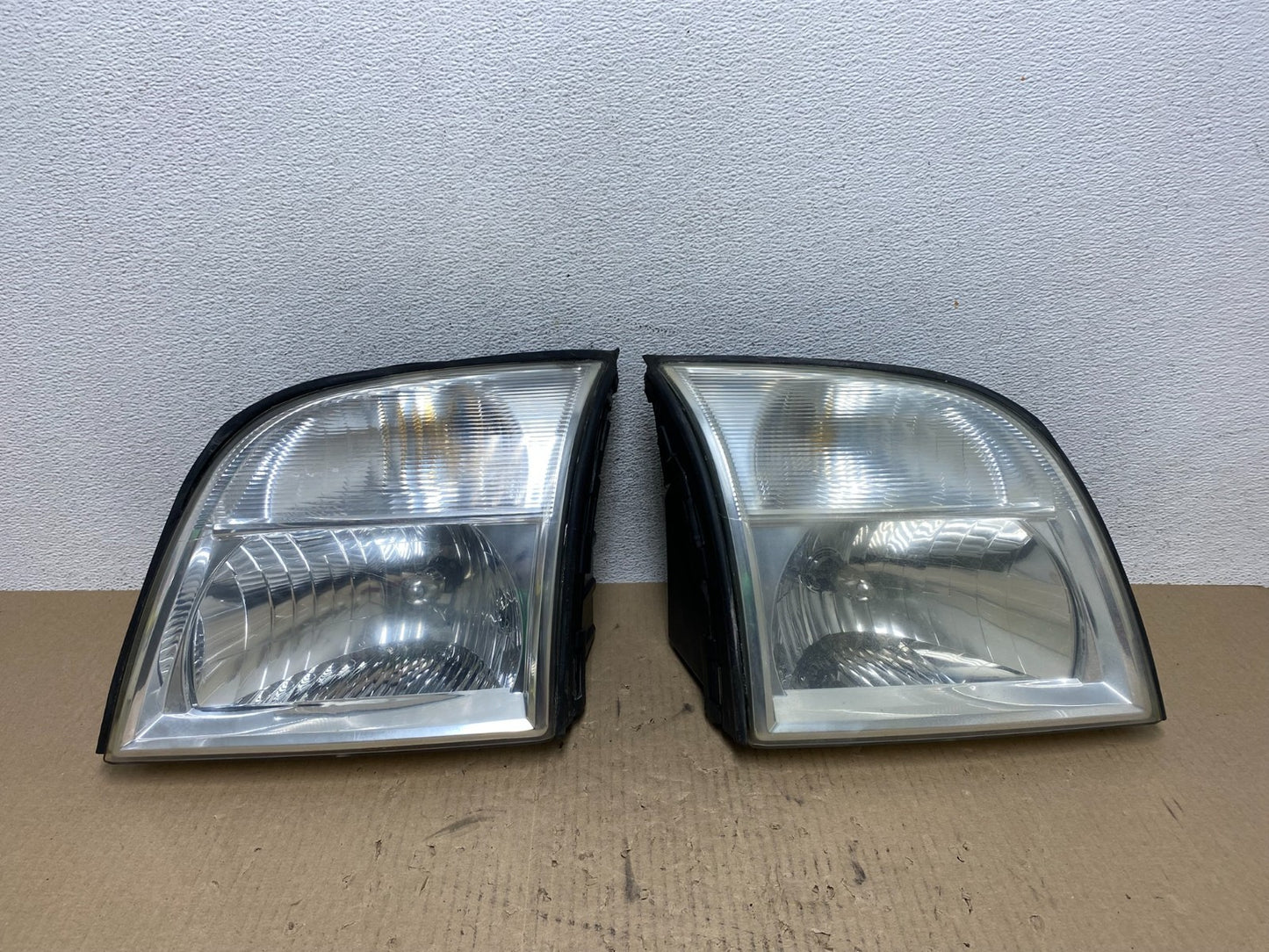 2006-2010 Mercury Mountaineer Left+Right Side Halogen Headlights AE7065 DW0