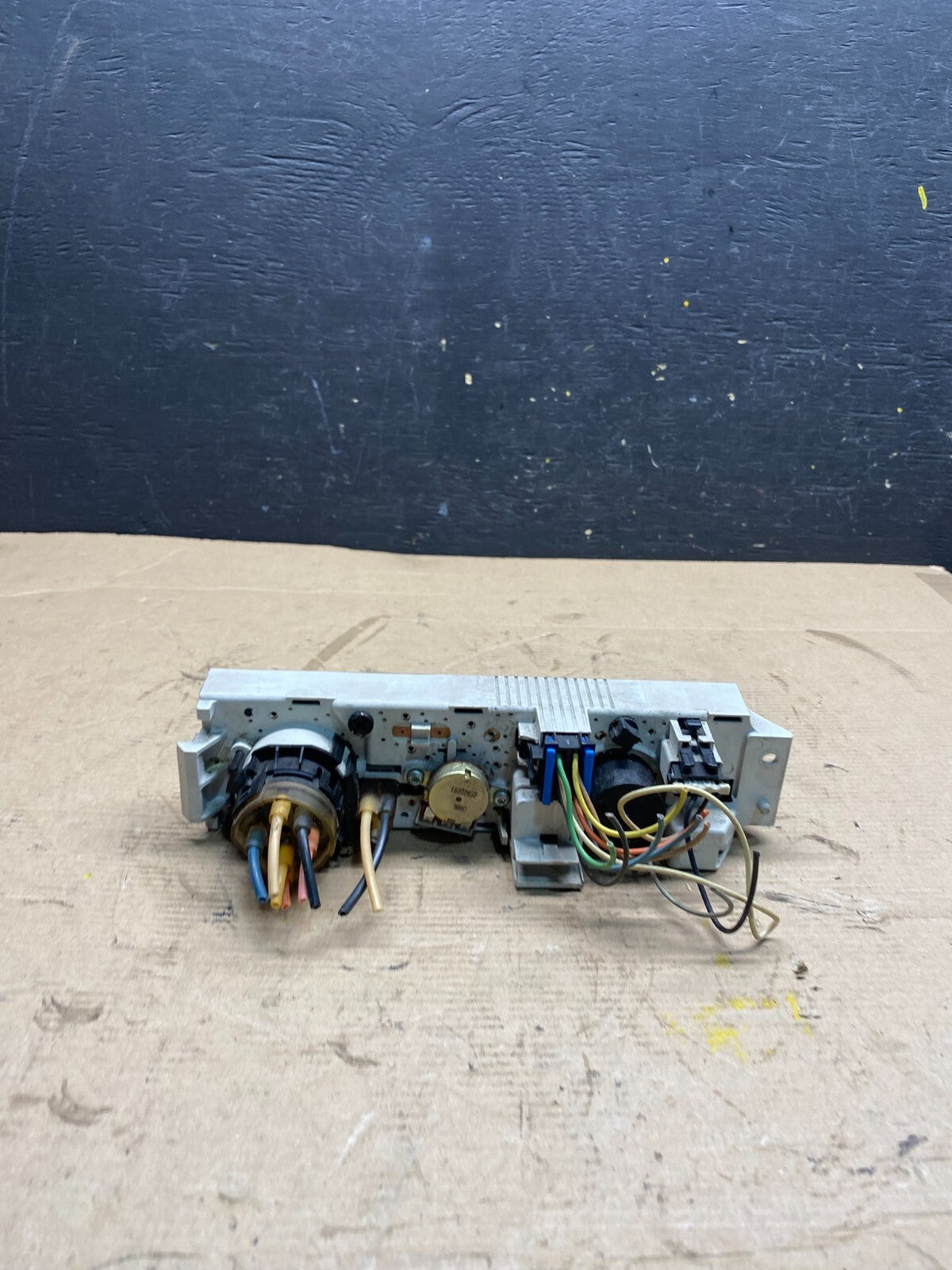 2001 - 2007 GMC Chevrolet Express 1500 Climate Control A/C n7402 DG4