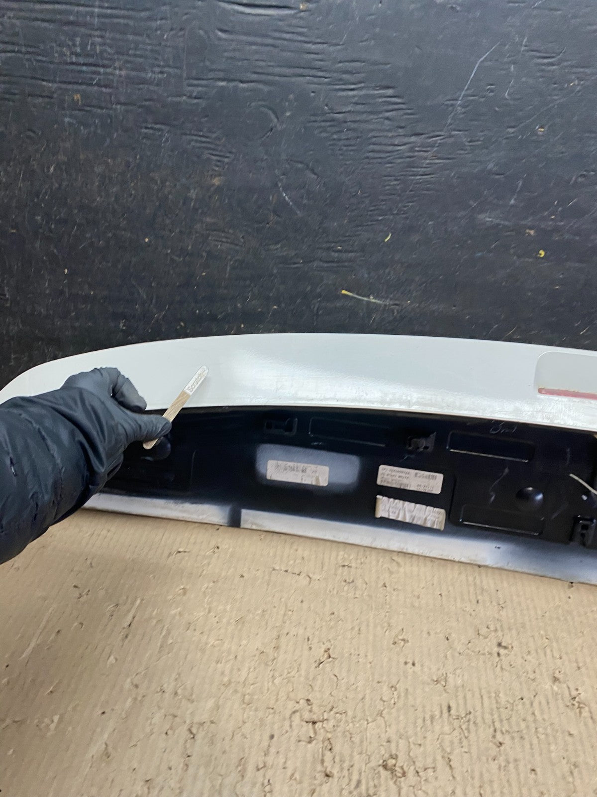 2009 to 2014 Volkswagen Routan Rear Spoiler OEM X8250 PS9