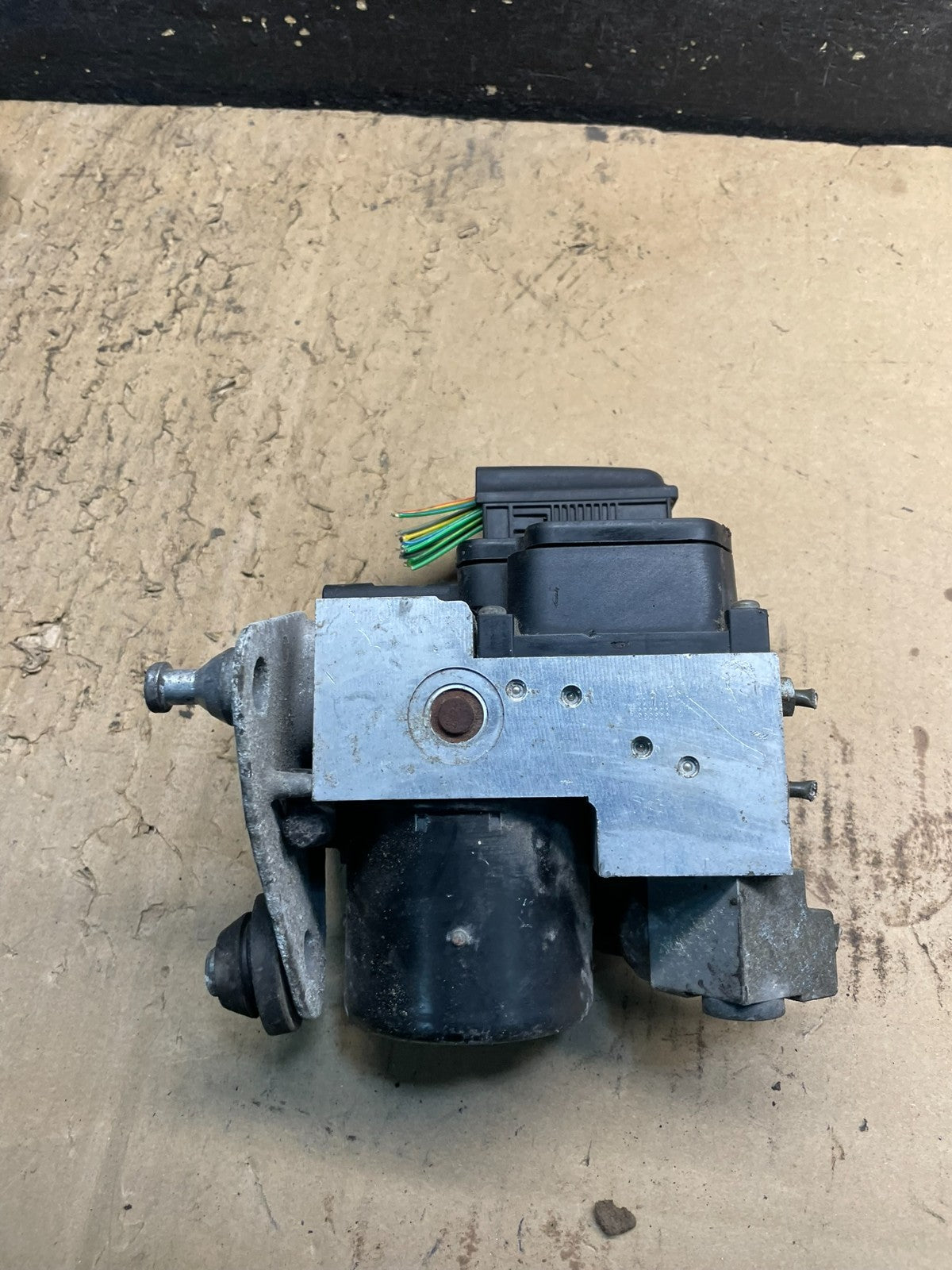1998 to 1999 Mercedes W208 CLK320 CLK430 ABS Anti Lock Brake Pump w6826 DG3
