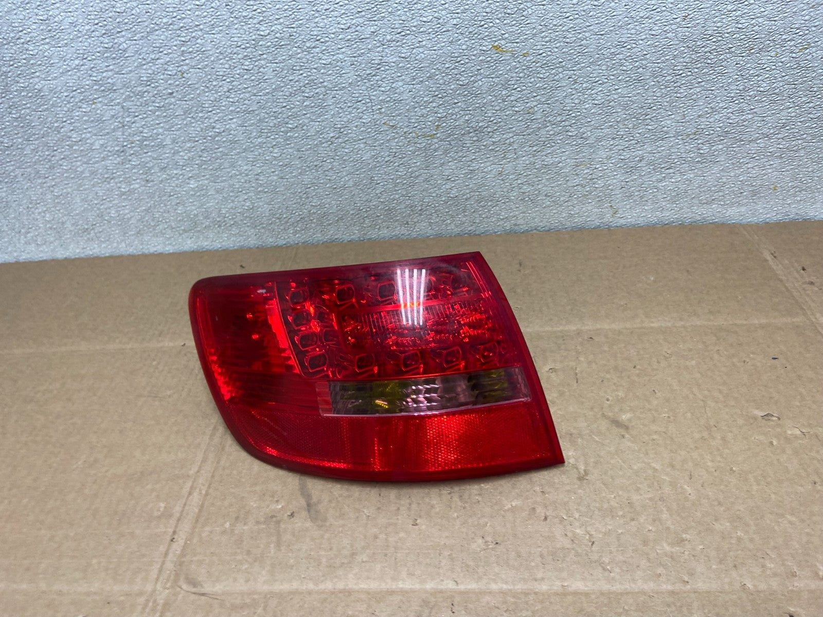 2006 2007 2008 Audi A6 Avant Wagon Left Driver LH Tail Light OEM y8578 DG0