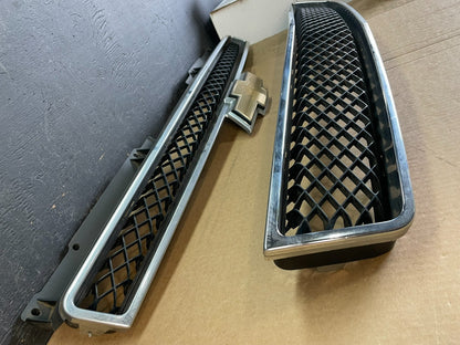 2007 to 2014 Chevrolet Tahoe Suburban Lower Upper Grill Grille Set AC9969 DG2
