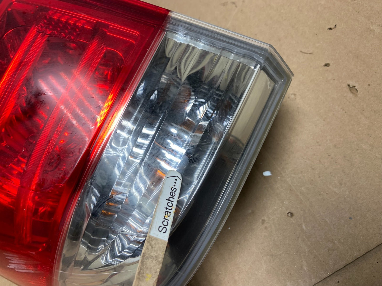 2014 to 2017 Honda Odyssey Left Driver Side Tail Light AB6326 DW3