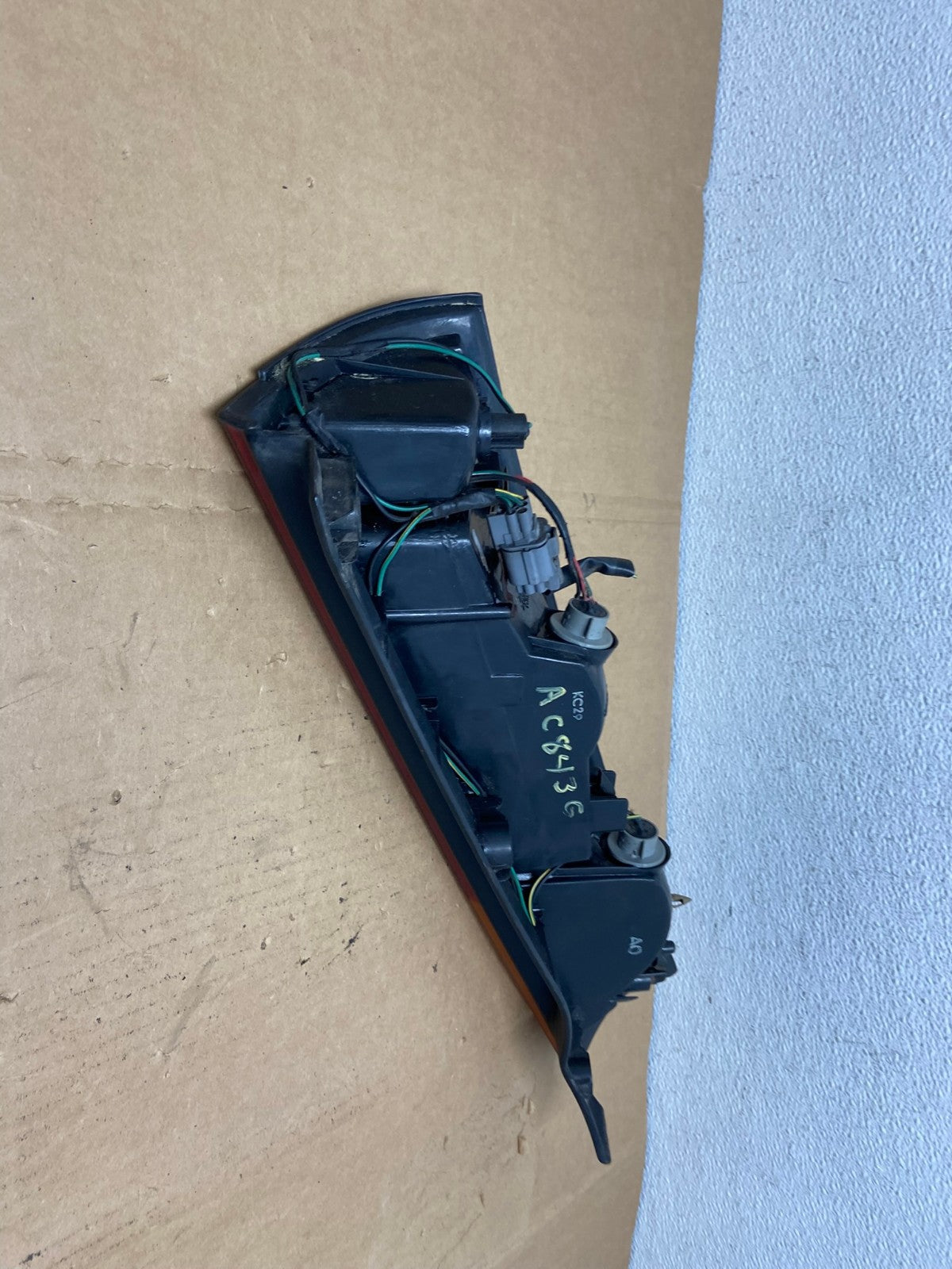 1997 1998 1999 2000 2001 Honda Crv Cr-v Right Passenger Tail Light AC8436 LK4