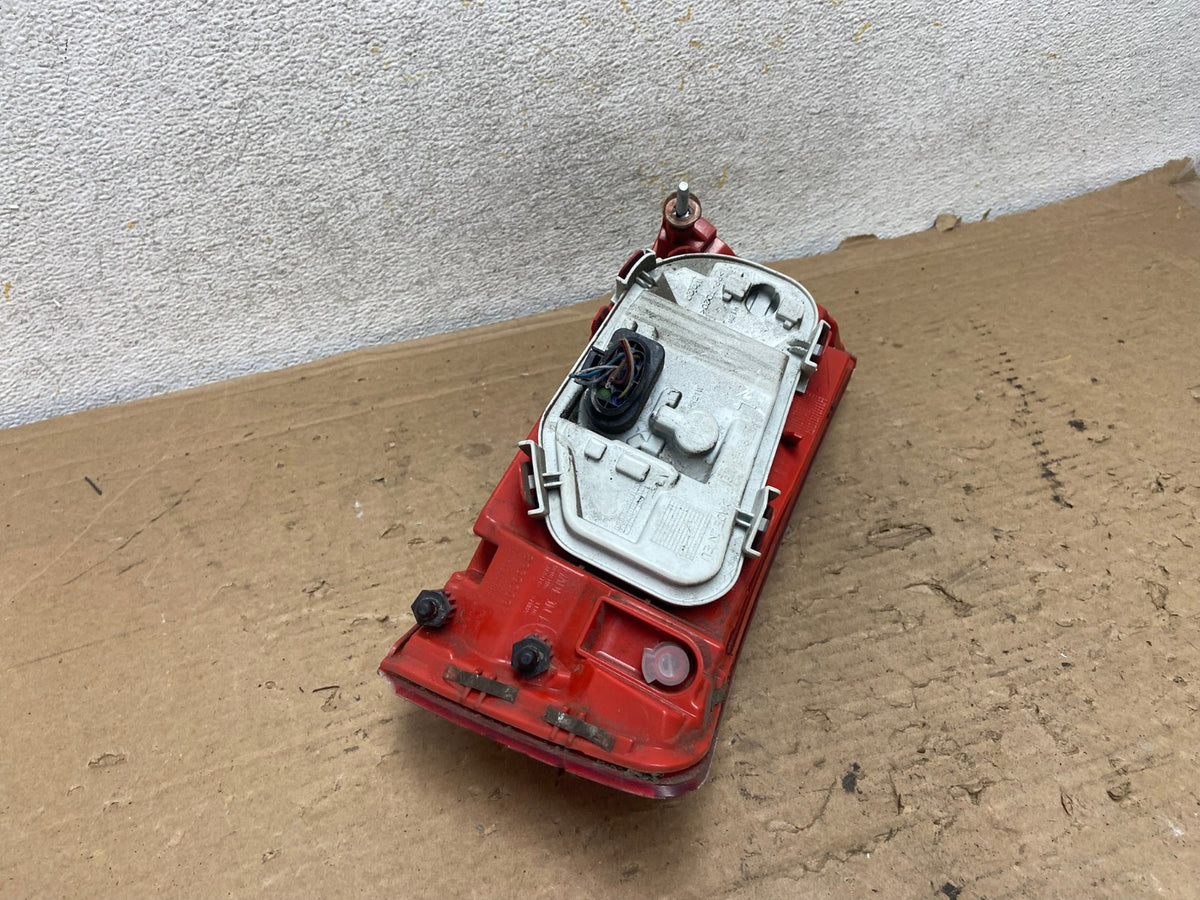 2009 2010 2011 Audi A6 Left Driver LH Side Tail Light AH9249 LK7