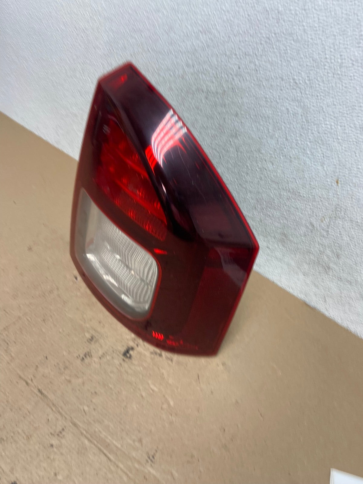 2014 - 2017 Jeep Compass Right Passenger Side Tail Light AF4618 LK1