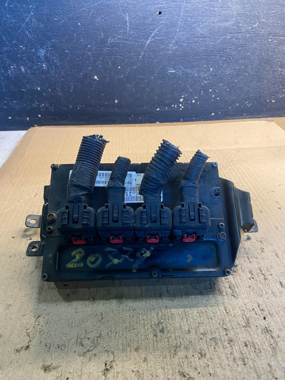 2008 to 2010 Dodge Grand Caravan Engine Computer Module ECM PCM ECU Z2179 DG0