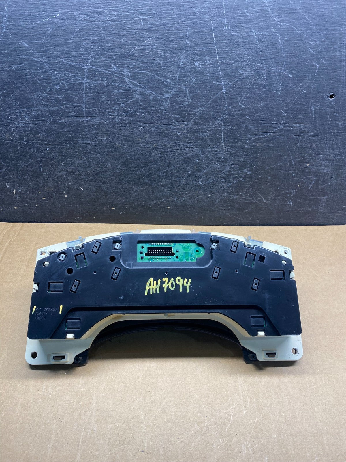 2000 to 2005 Chevrolet Astro Cluster Gauge Speedometer ECM AH7094 DG4