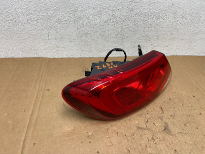 2015 2016 2017 Chrysler 200 Sedan Left Driver LH Side Tail Light AD3101 LK2