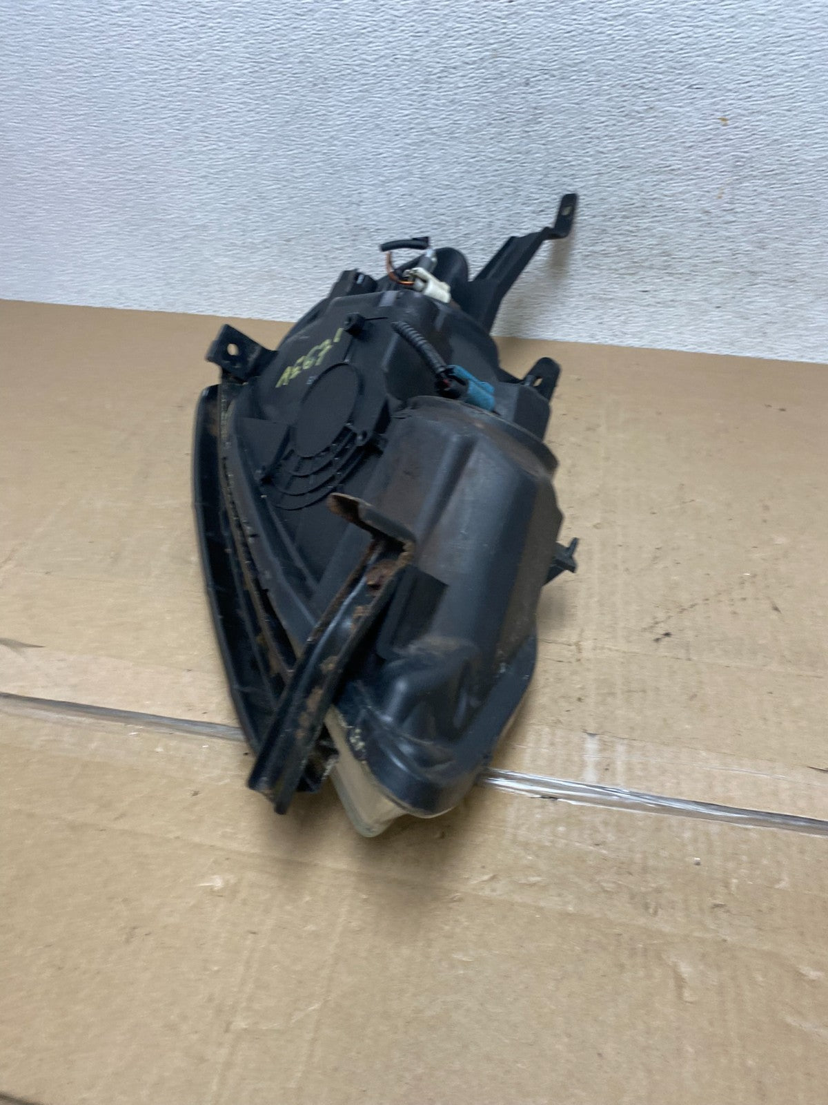 2004 2005 Honda Civic Sedan Headlight Halogen Left Driver Lh AE6747 DW6