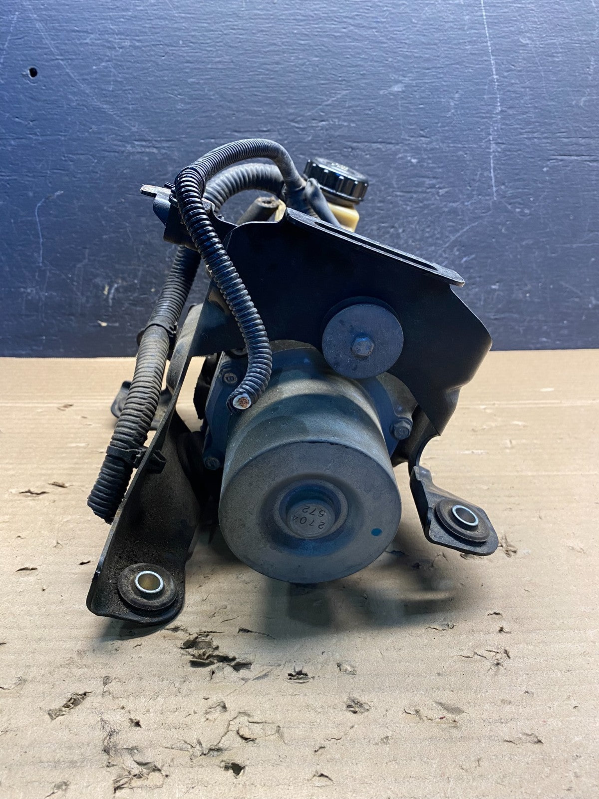 2013 - 2016 Nissan Pathfinder 3.5 Electric Hydraulic Power Steering Pump AD95933