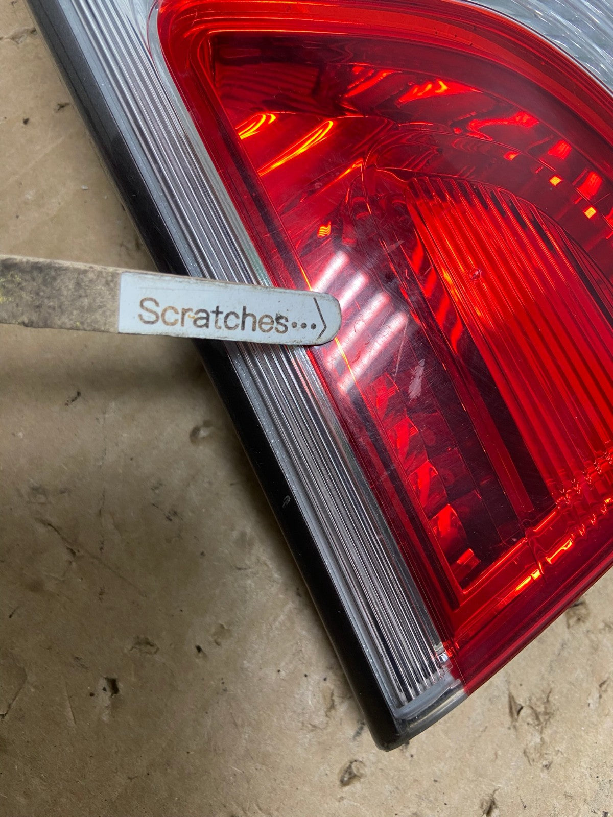 2013 to 2016 Nissan Pathfinder Left Driver Inner Tail light AG1388 LK3