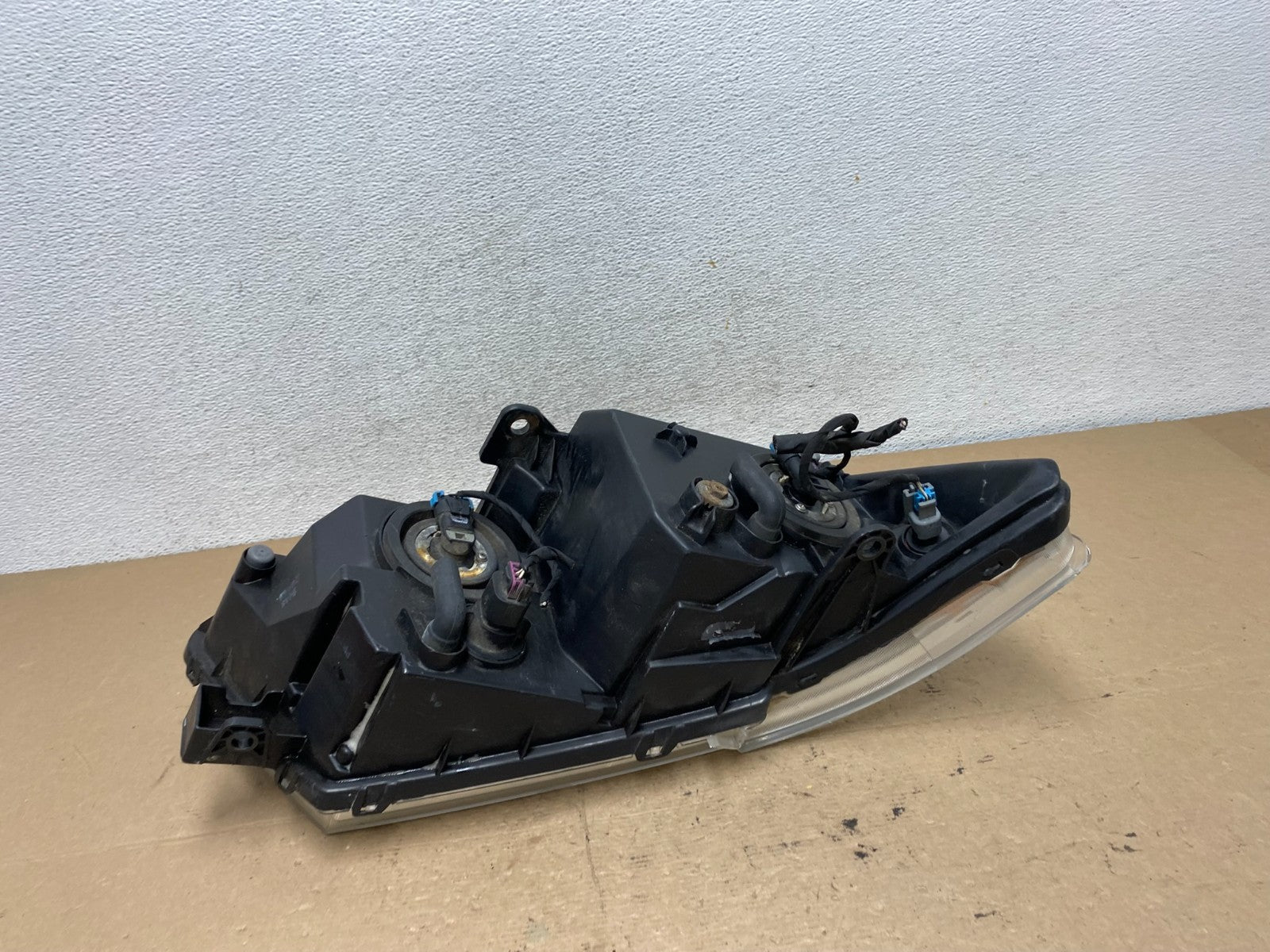 2009 to 2017 Dodge Journey Headlight Left Driver Lh Side Halogen AF5038 DW5