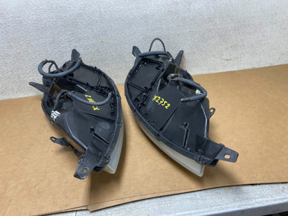 2006 to 2010 Toyota Sienna Left+Right Side Set Headlights Halogen X2752 DW11