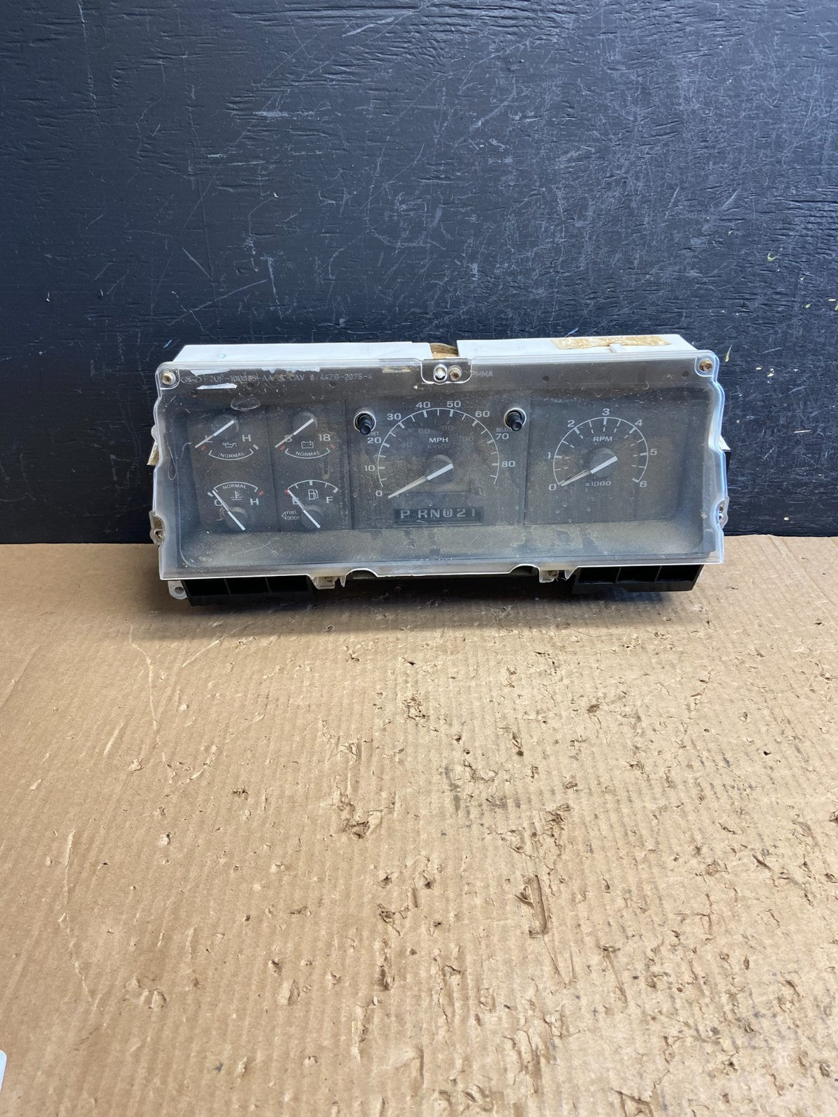 1992 to 1997 Ford F250 F350 Speedometer Cluster Gauge af1576 DG0