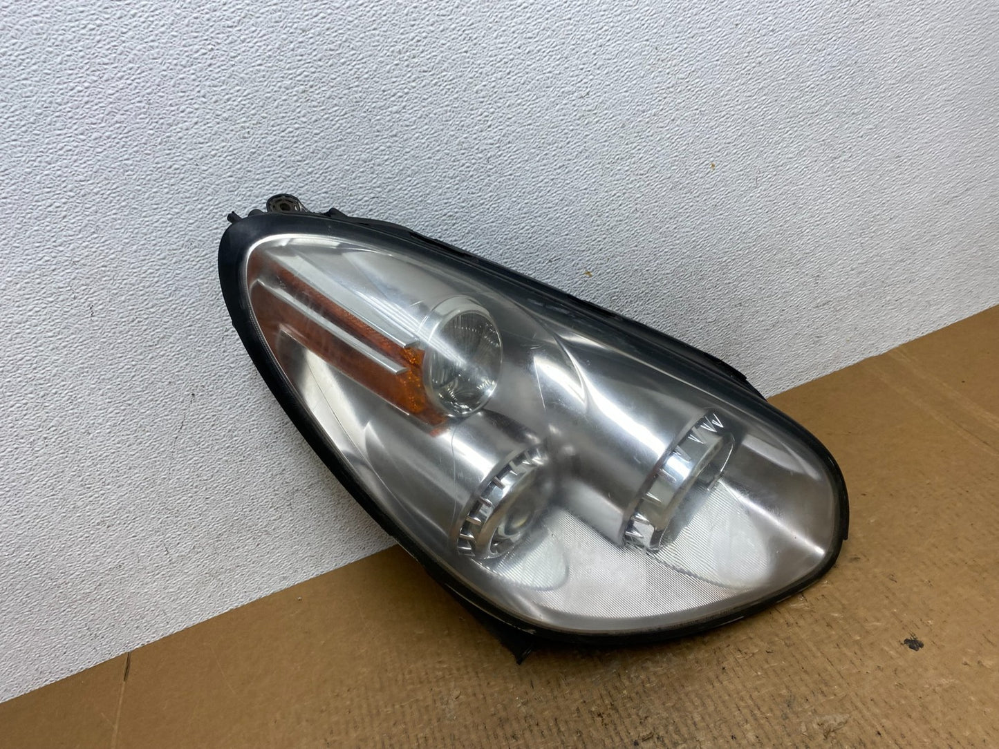2006 - 2007 Subaru Tribeca B9 Right Passenger RH Halogen Headlight AE2722 DW2