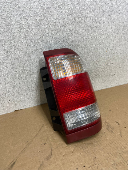 1999 to 2004 Nissan Pathfinder Right Passenger Rh Side Tail light AG0507 LK2