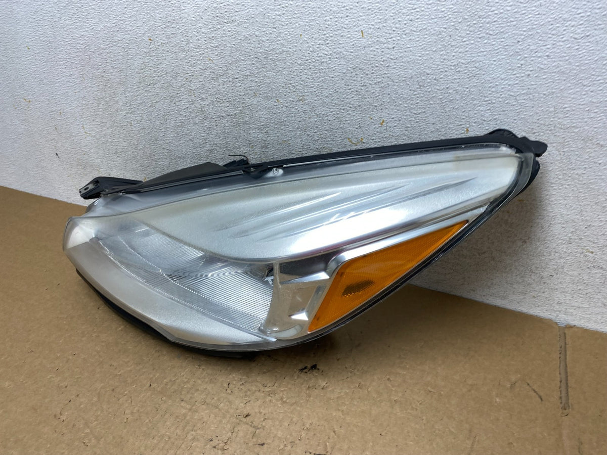 2013 - 2016 Ford Escape Headlight Left Driver Lh Side Halogen AI3604 DW1