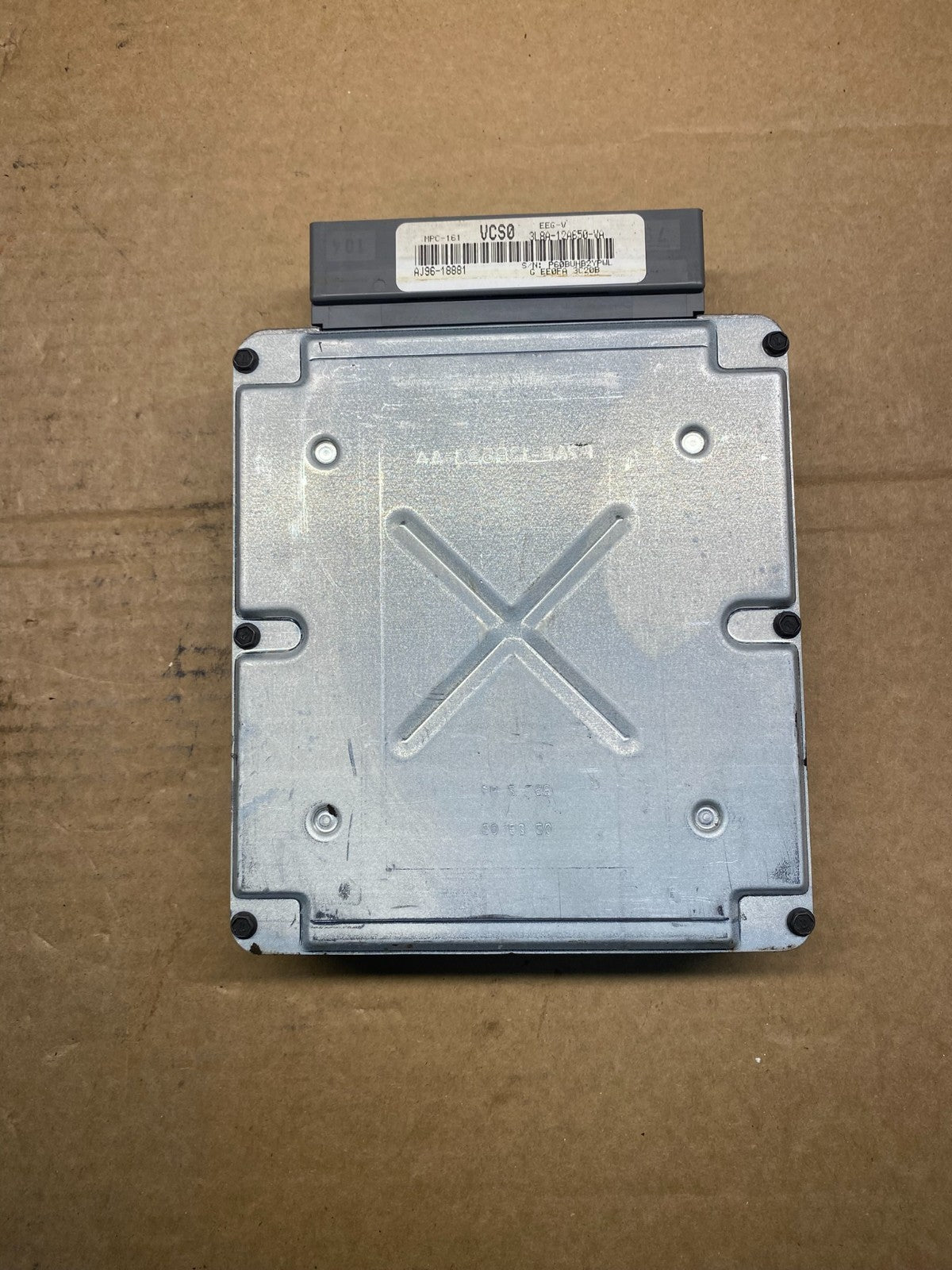 2003 2004 Ford Escape Engine Control ECU Computer Module 3L8A-12A650-VA af88761