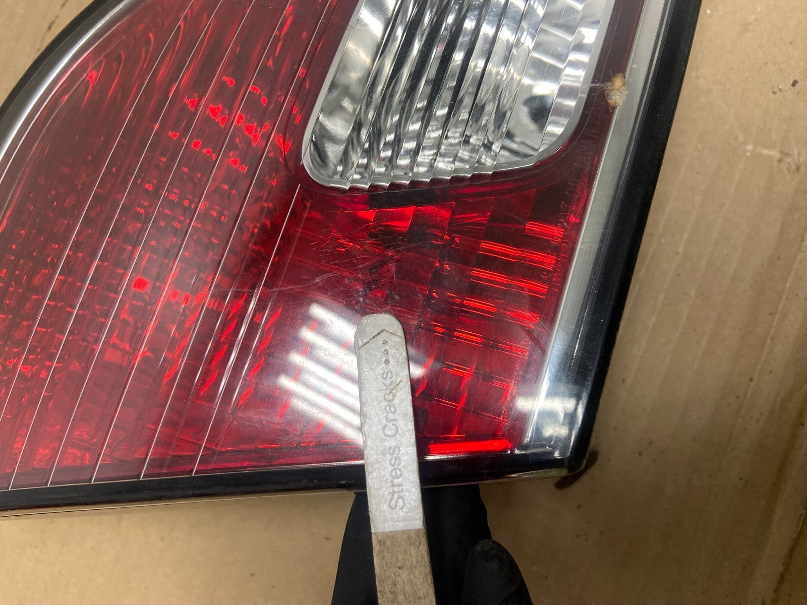 2002 2003 2004 Lexus ES300 ES330 Left Driver Lh Inner Tail Light AG8870 DW4