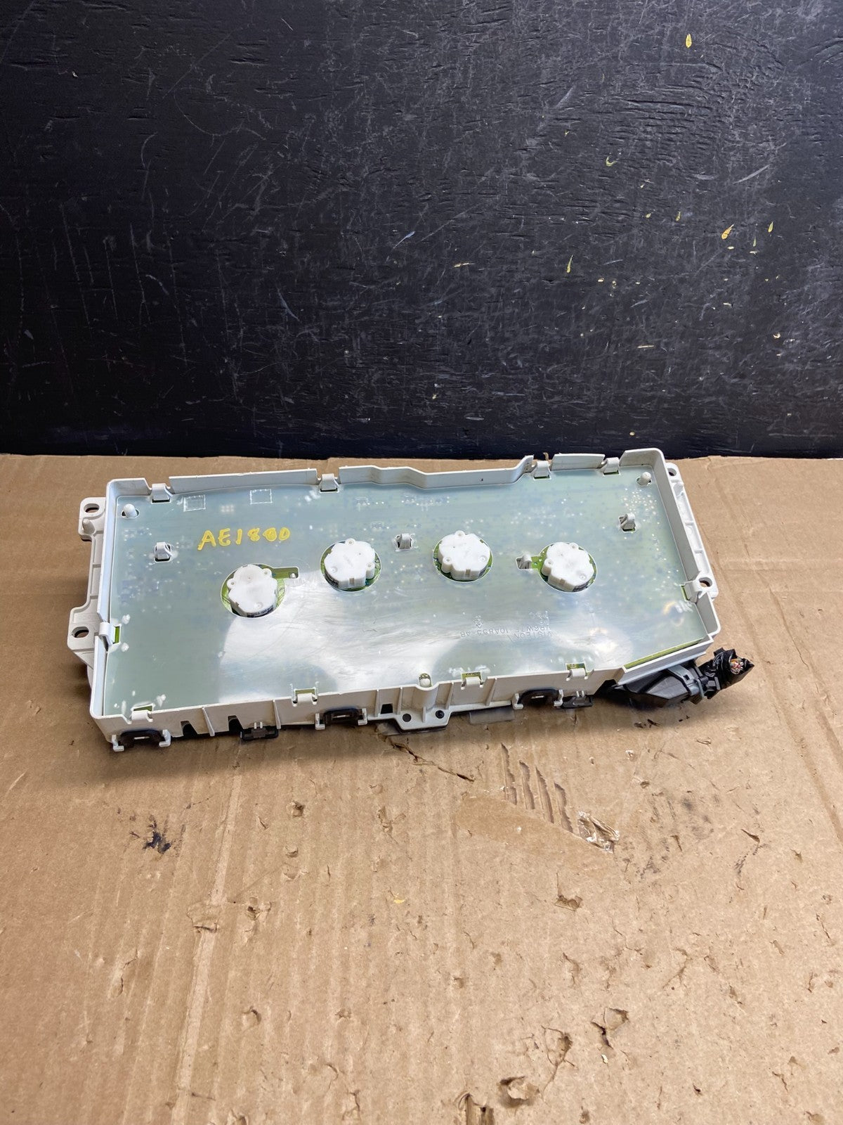 2006 to 2011 Lincoln Town Car Speedometer Gauge Cluster AE1800 DG5
