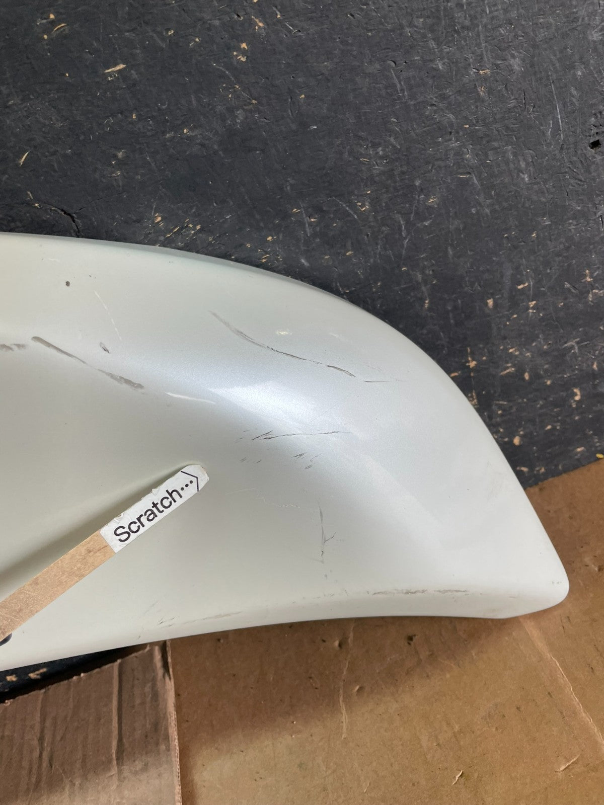 2002 to 2004 Infiniti i35 Rear Tailgate Liftgate Spoiler Wing W/ Light AA19394