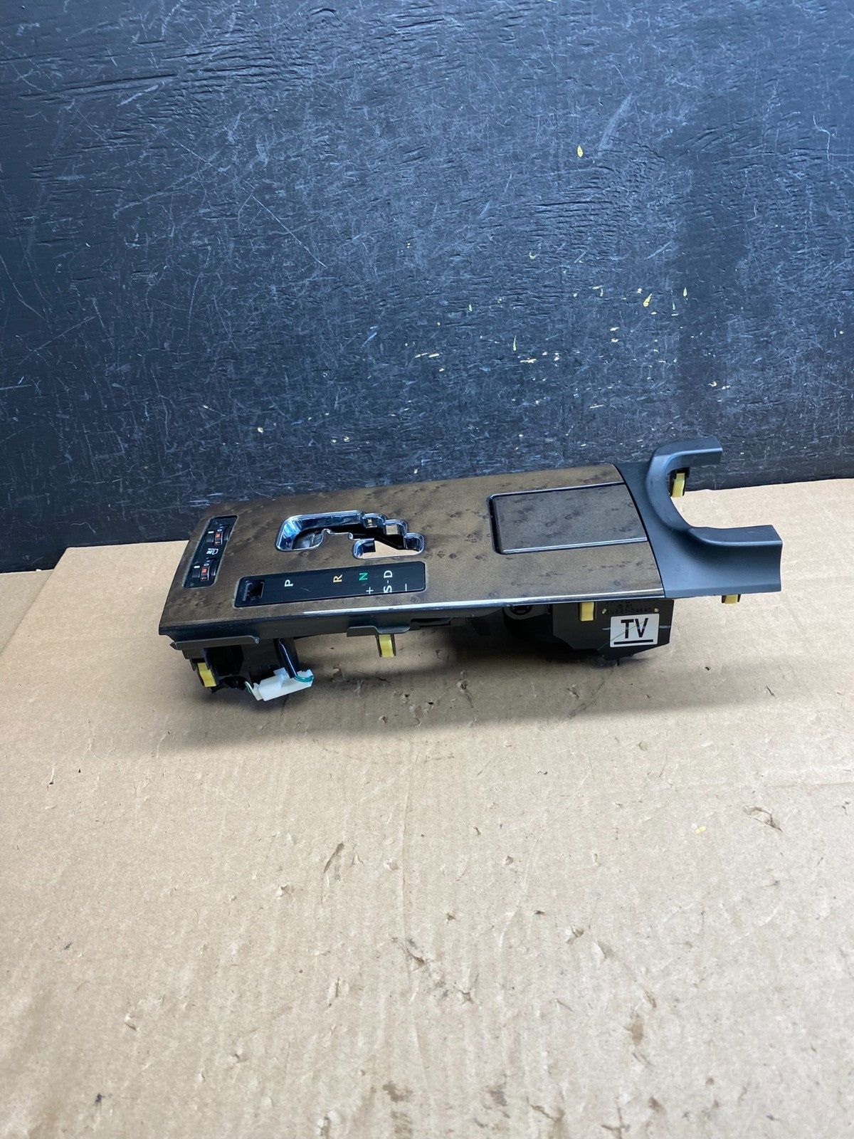2006 - 2009 Lexus IS250 Center Console Gear Shifter Trim Bezel AI3075 DG1