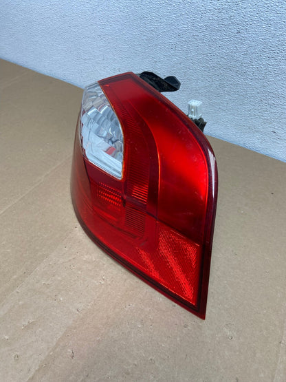 2012 to 2017 Kia Rio Sedan Right Passenger RH Tail Light AC5610 LK1