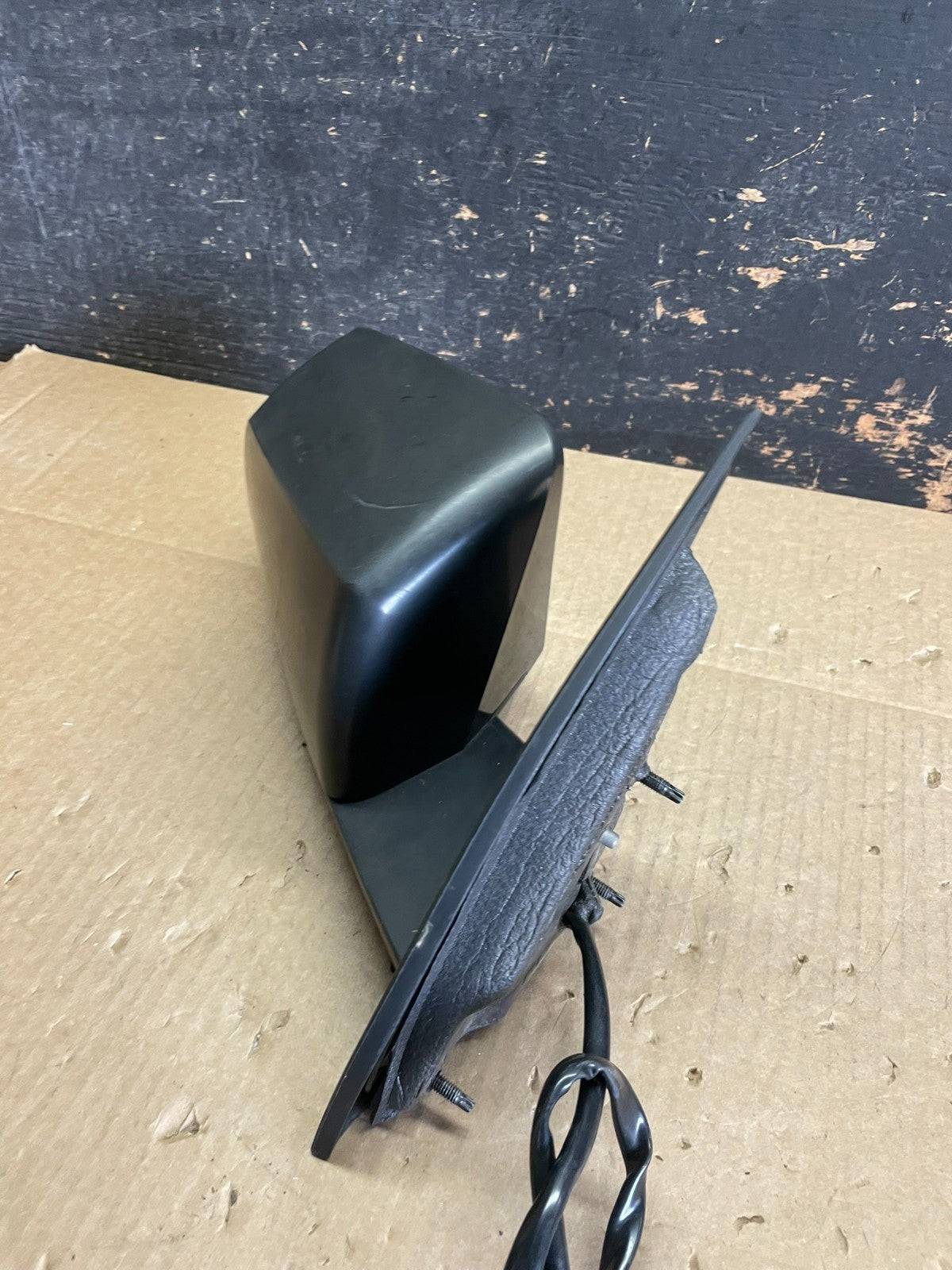 2009 to 2017 GMC Acadia Right Passenger Mirror AA6082 MS2