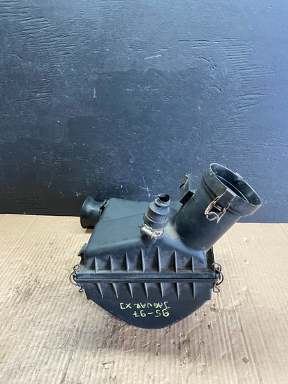 1995 to 1997 Jaguar XJ Air Filter Box Cleaner D2821 Oem DG12