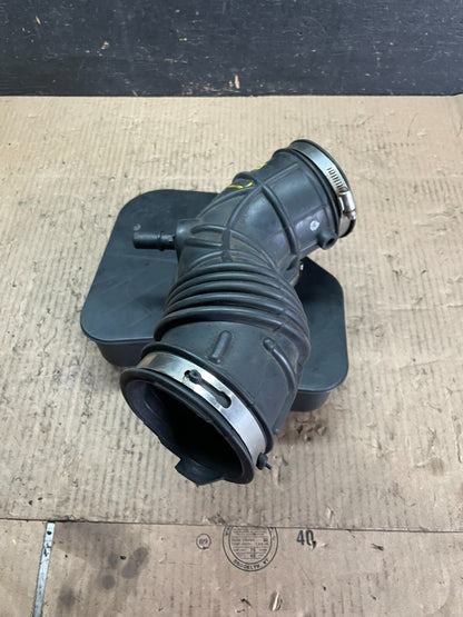 2007 to 2010 Lincoln MKX 3.7L Air Cleaner Box Resonator OEM M6091 DG7