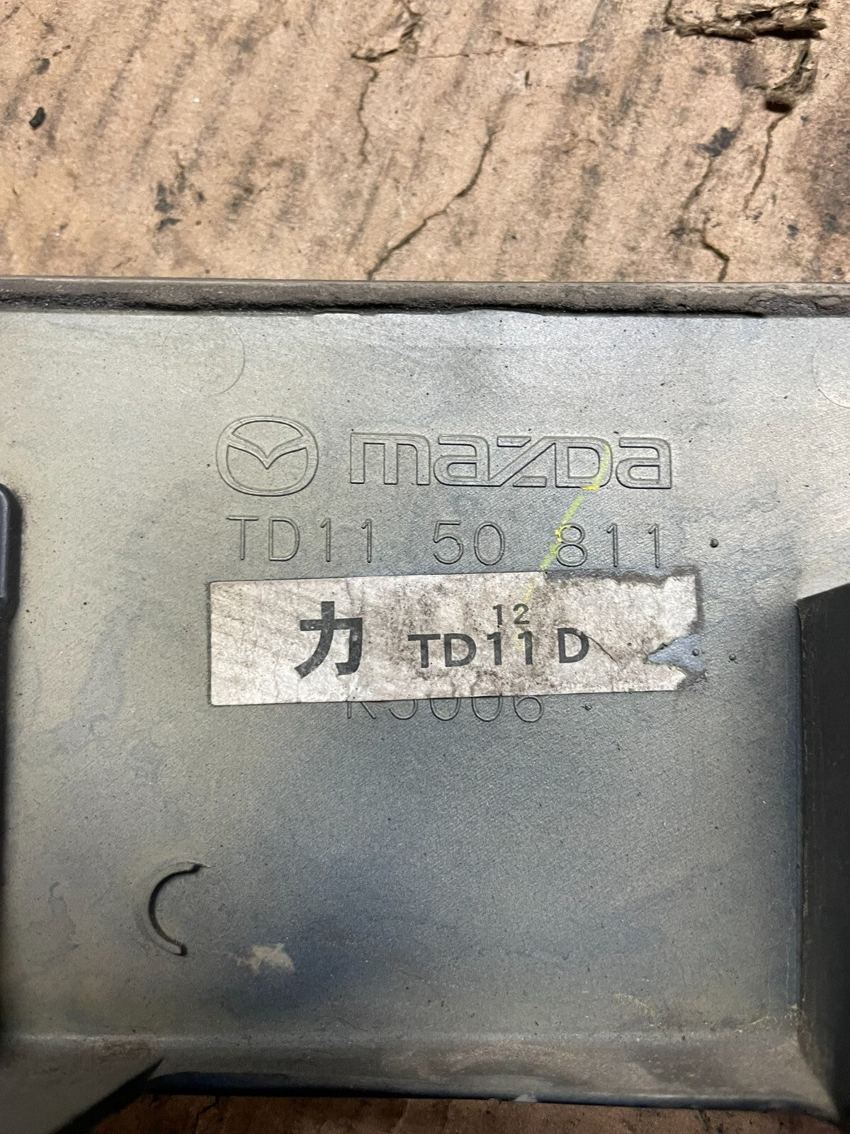 2007-2012 Mazda CX9 Trunk Lid Panel Rear View Without Camera M6114 DG17