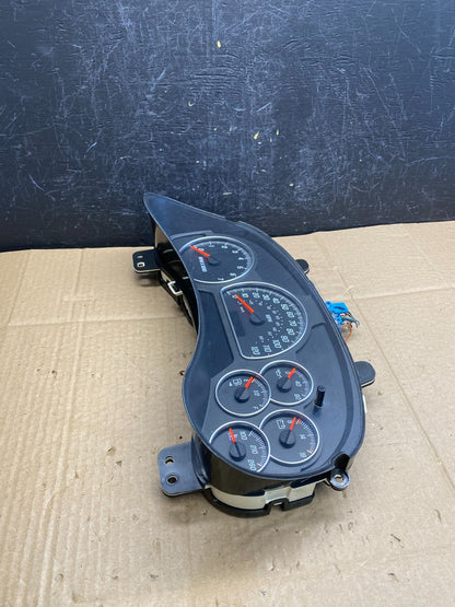 2006 - 2009 GMC Envoy Speedometer Cluster Gauge AC9397 DG2