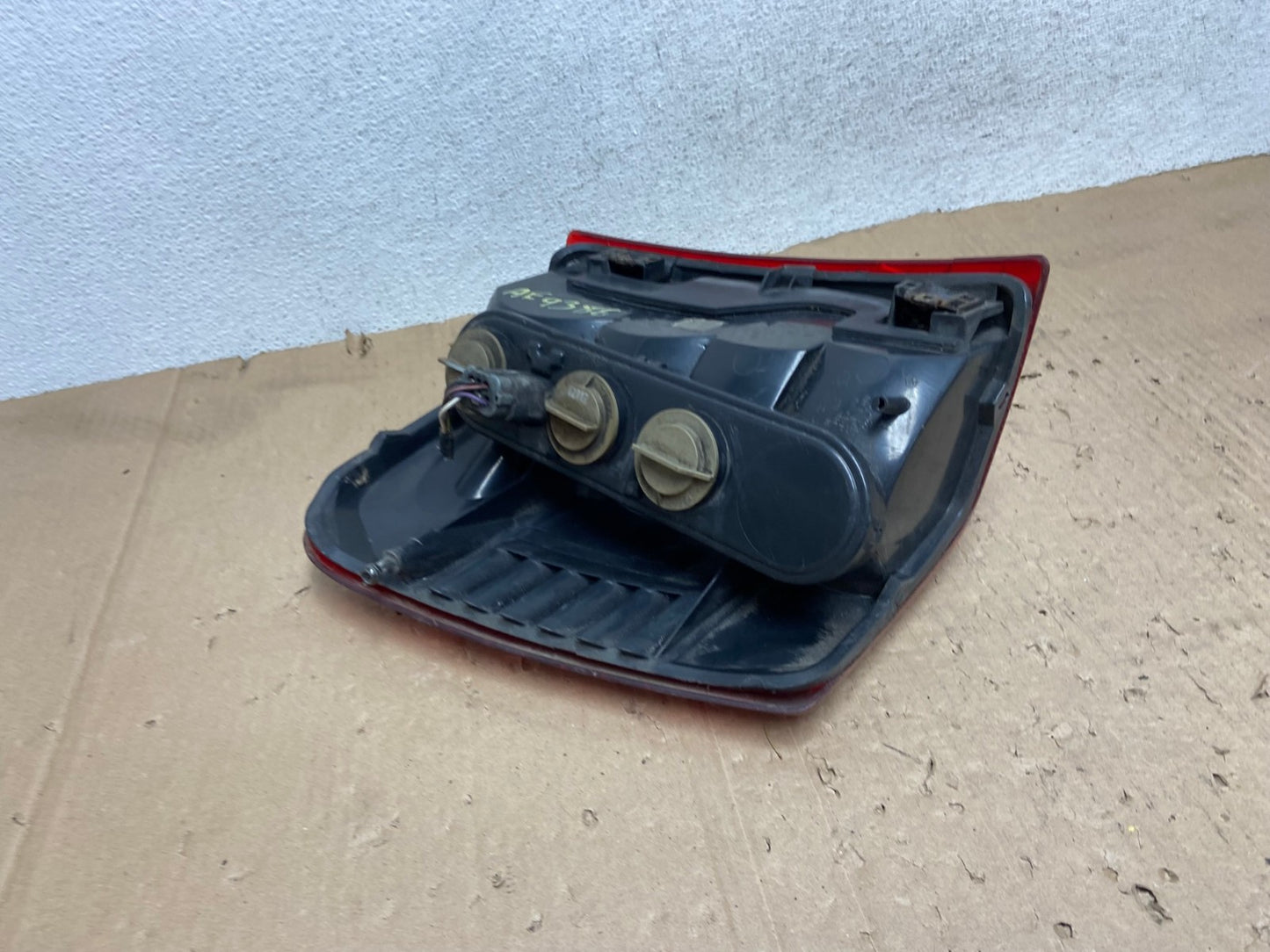 1999-2004 Jeep Grand Cherokee WJ Right Passenger Rh Tail Light AE9386 LK4